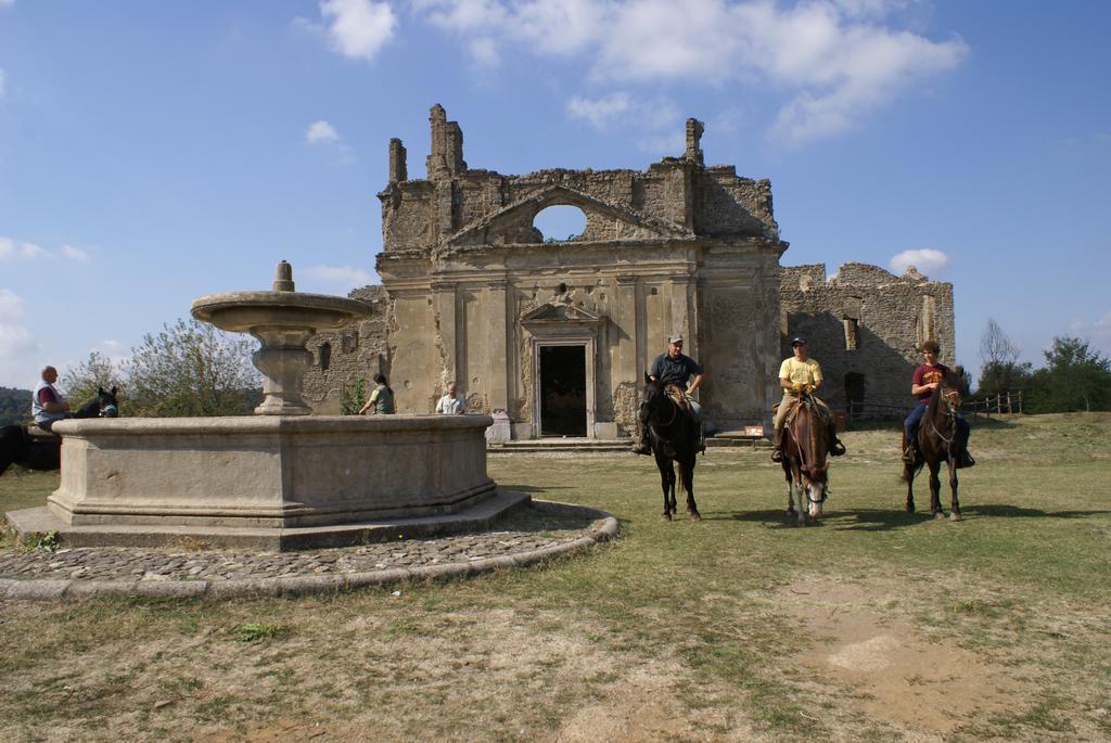 Casale Santioro B And B Canale Monterano Zewnętrze zdjęcie